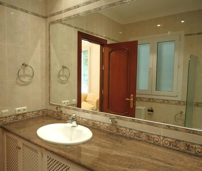 Prestigious Villa With Vintage Charm In Kings & Queens Sotogrande San Roque  Espagne